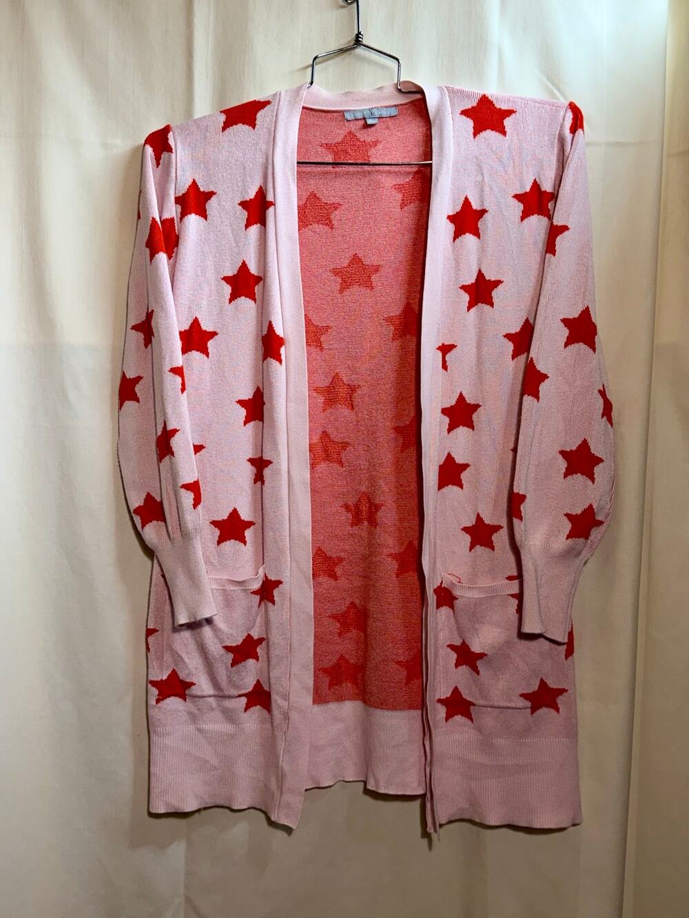 Heart-N-Crush Pink Star Print Sweater Woman’s Size Medium.